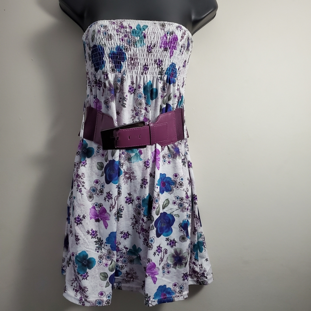 Strapless Floral Summer Dress with belt.